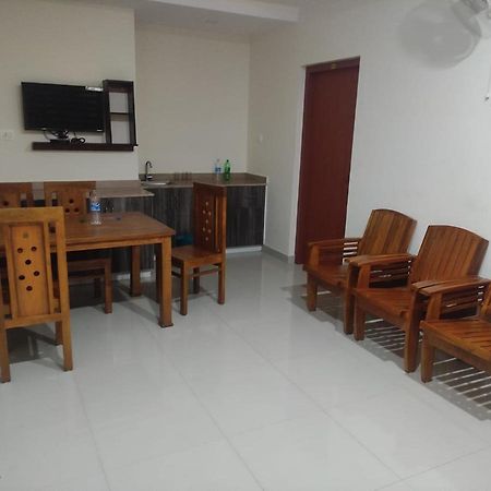 Hotel Pms Dhabi Residency Kottakkal Esterno foto